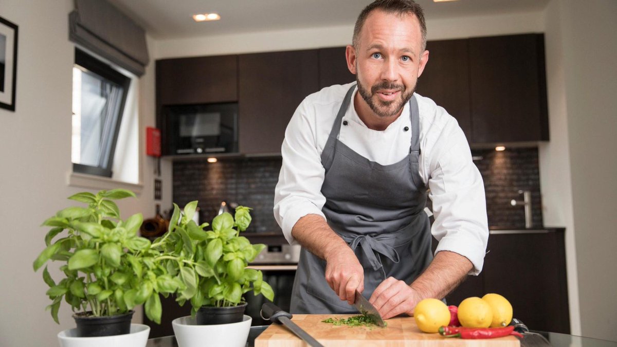 dramscotland's tweet photo. British Embassy adds Edinburgh chef to the menu in South America
https://t.co/m2at2NES3H
#CaterEdinburgh #Uruguay https://t.co/iJD4tbcAUX