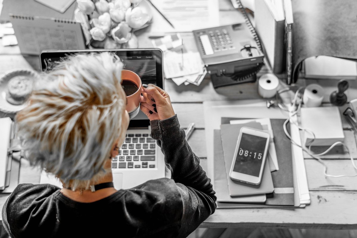 Scribendiinc's tweet photo. May your coffee be strong and your Monday short. #Scribendi #ScribendiInc #Proofreading #TextEditing #Coffee #MondayMotivation #Latte https://t.co/6BH2LVLxZ2