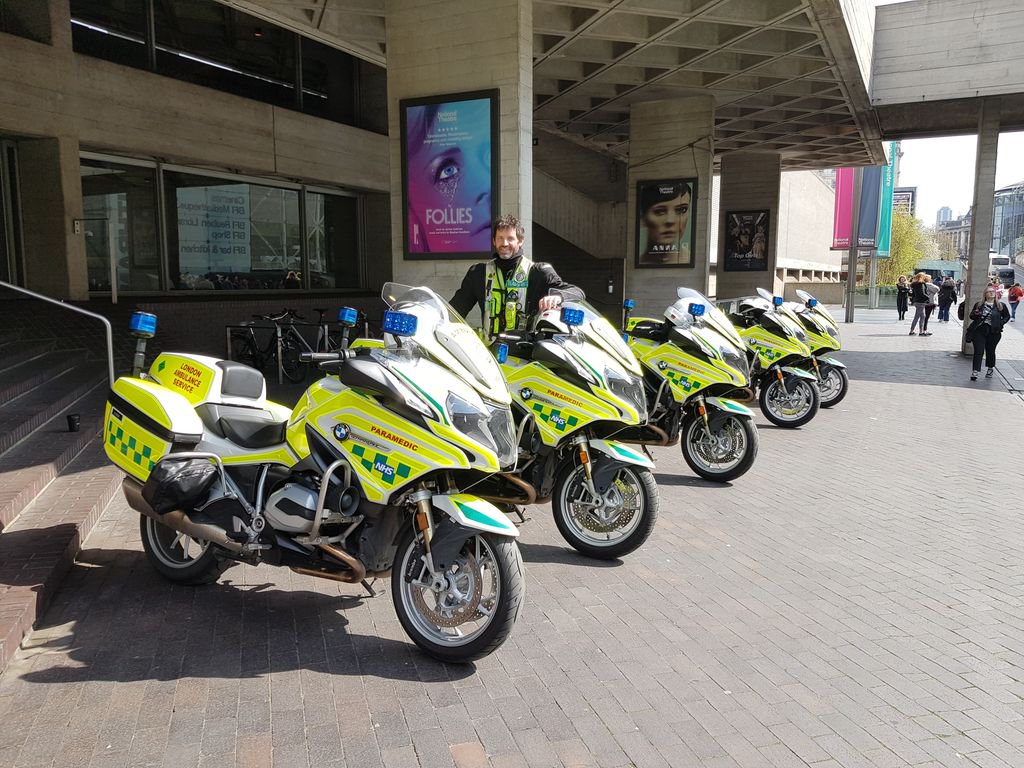 Ldn_Ambulance's tweet photo. Our Motorcycle Response Unit paramedics carry the same equipment to our response cars and can reach patients quickly in heavy traffic. 🏍️ https://t.co/GT9J62IT4k