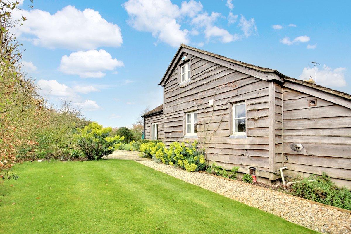 Richard James tweet media