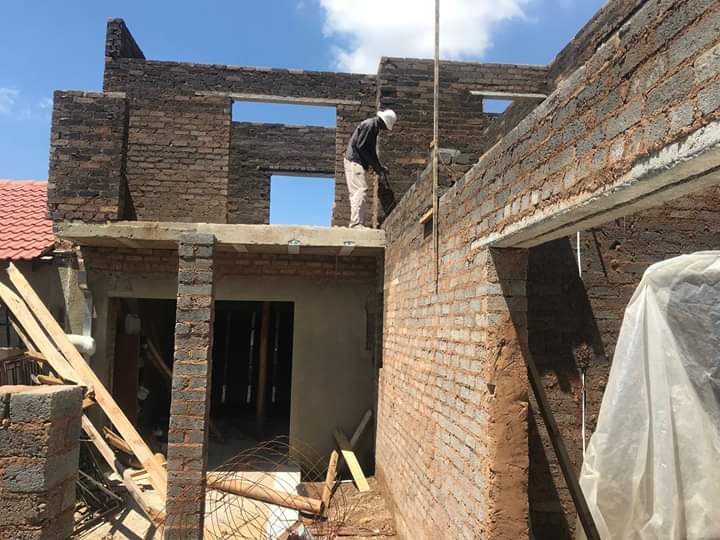 KuhleProjects's tweet photo. For all your construction work, get in touch with us. We costruct structures,do pavements, and many more...
#webuildhouses
#weoffercompetitiveqoutes
#veryefficient
Get in touch with us
info@lkuhleprojects.co.za or 078 073 6568 /081 773 1441 https://t.co/UXQ7ziQ3CU