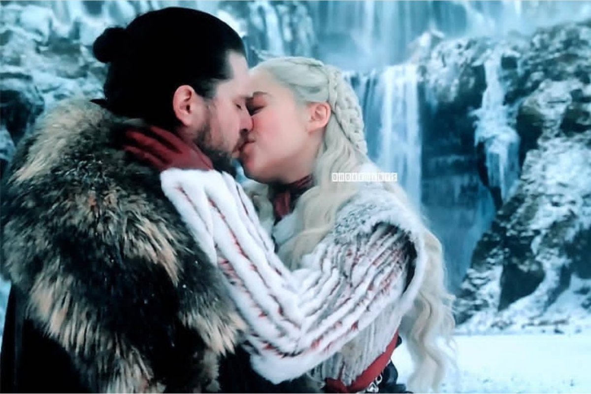 finalGOTseason8's tweet photo. @GameOfThrones #GameofThrones8 #got #goTs8 #gameofthronesseason8
#GameofThrones8 #gots8end
#got8final
Watch here >> https://t.co/JfekDBFcFM https://t.co/jBpUJGm0NR