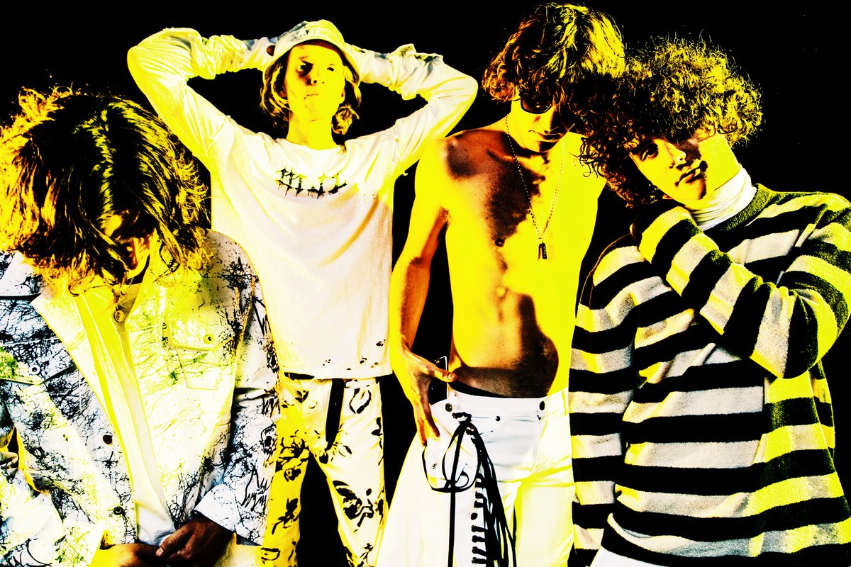 our next Radar Love night includes London's vibrant indie-rockers @wearelona (previously JUDAS) joining us next Thursday 😍

support > @wearecamaro,  <a href="/reqsband/">Reqs</a> &amp; Glass Cannons

tickets > livemusicderby.co.uk