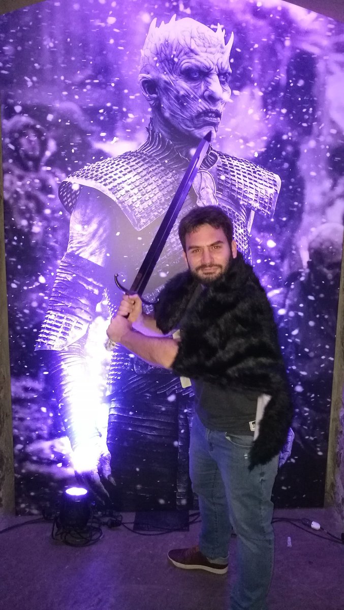 La_Neiro's tweet photo. Hermoso todo ayer a la noche #GoTWatchParty #CasaArgentina #gameofthrones #ForTheThrone
Gracias @HBOLAT @sexito951 y a nuestra embajadora @FioSargenti https://t.co/yJQMkrjj7G