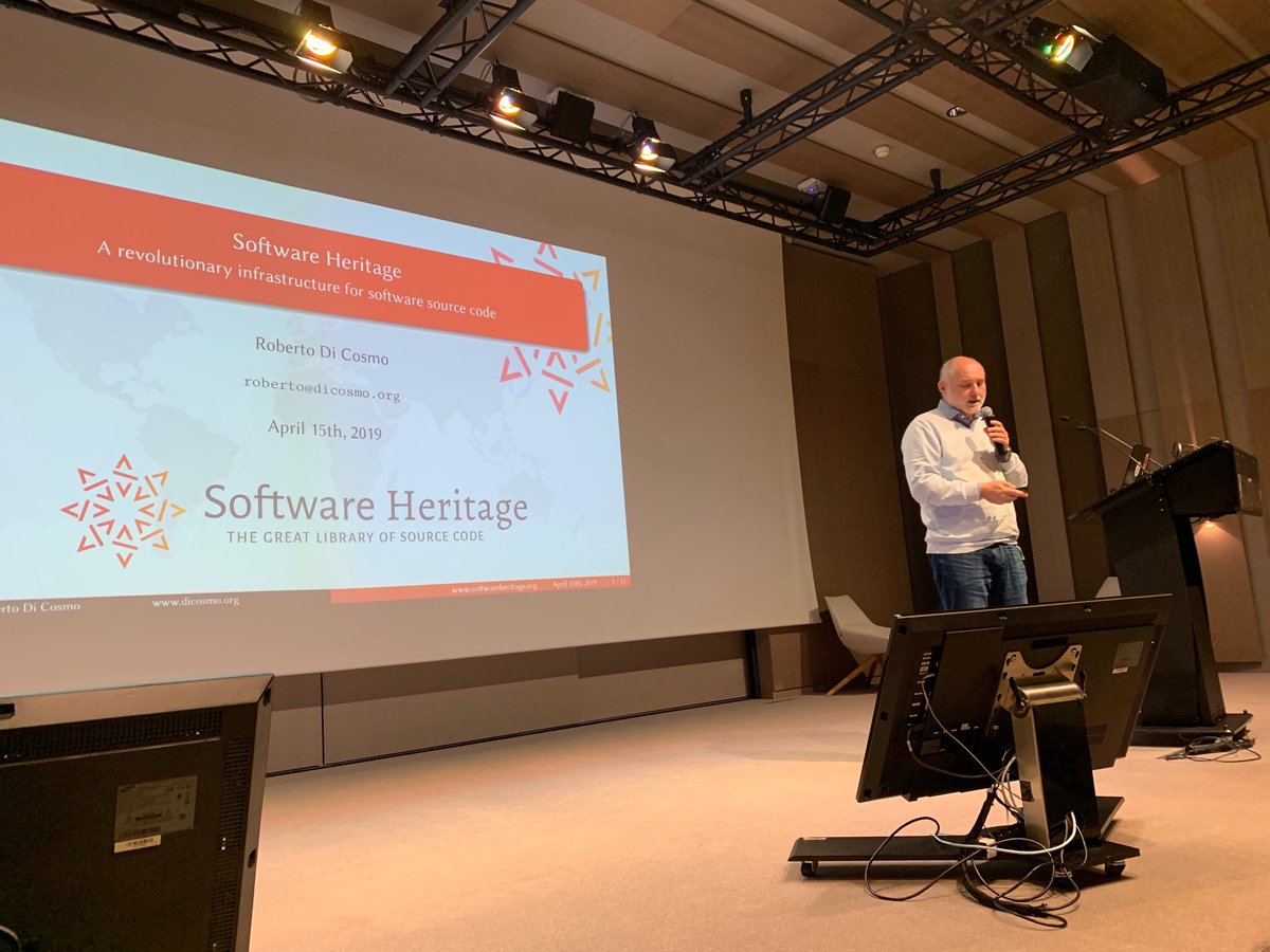 TashaTanya's tweet photo. Excellent presentation by ⁦@rdicosmo⁩ about ⁦@SWHeritage⁩ at #SGFForum https://t.co/bjFVzEb3zJ