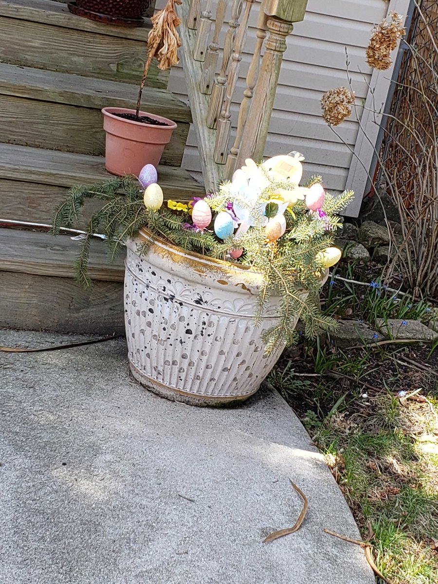 Splinteredones's tweet image. Easter eggs. #soundsofspring