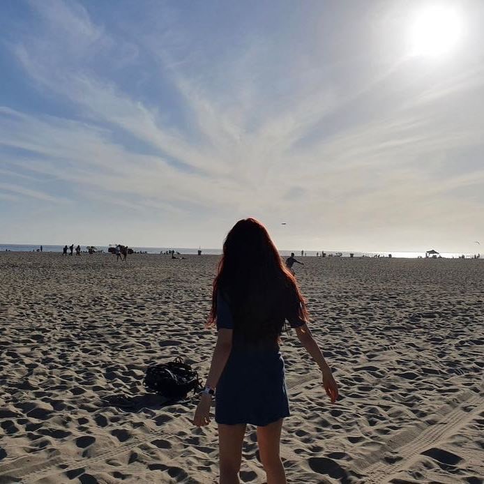 BLACKPINK_KJSOO's tweet photo. #블랙핑크   #BLACKPINK  #지수 #JISOO #sooyaaa_

santa monica☀️ https://t.co/Q8yCp8AI7m