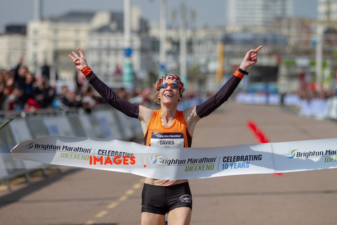 imageslive's tweet photo. Thousands Join The 2019 Brighton Marathon
Brighton, UK. 14 th April 2019. Thousands of runners set off in the morning from Preston Park and ran through the city as they took part in the 10th #Brighton #Marathon
Photographer: Matt Duckett/#IMAGESLIVE https://t.co/Jv77HKs37d