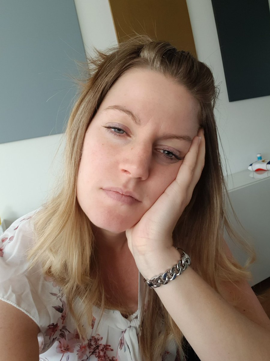 LindyBaak's tweet image. Wie voelt zich ook altijd zo na 1,5 minuut studeren? #studeren #socialmediamarketing #afstuderen