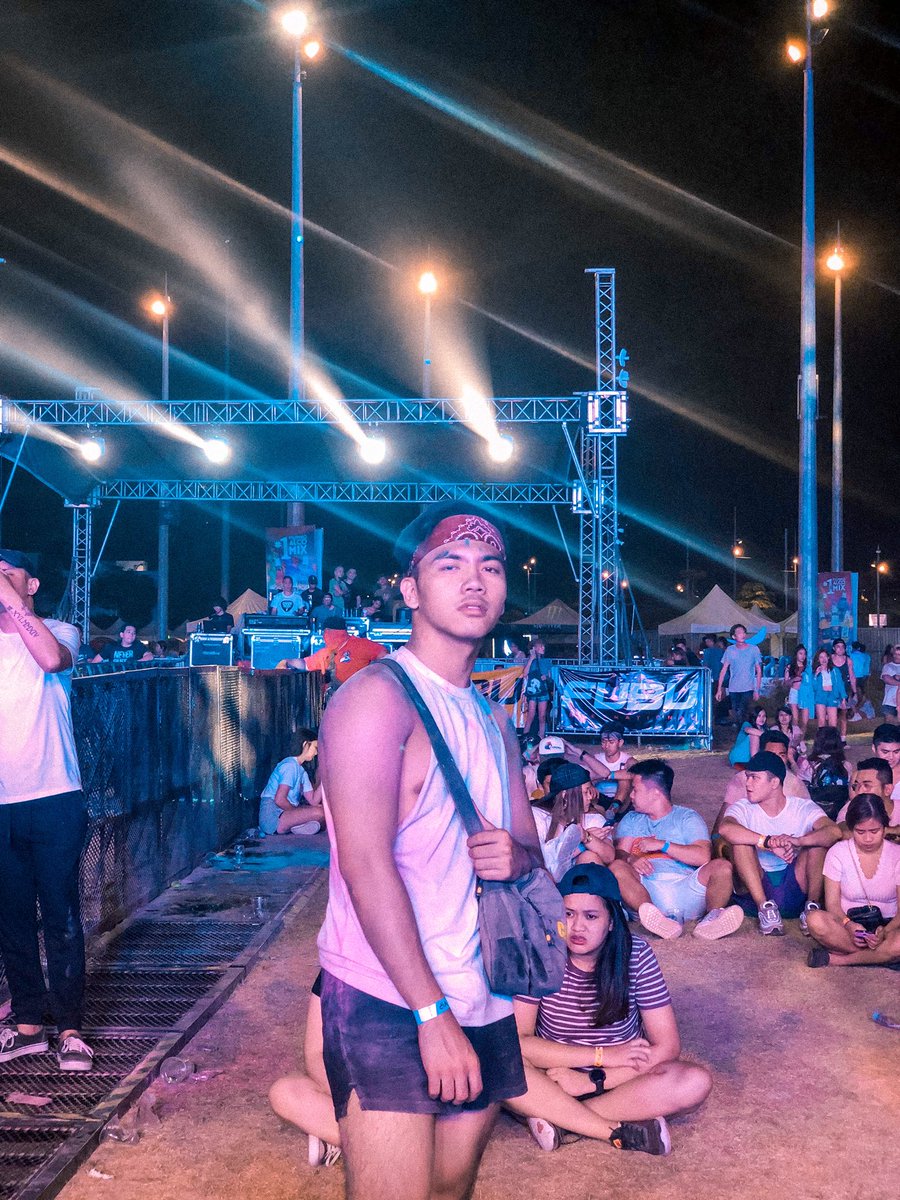 JeremyJoeNava's tweet photo. Beyond Imagination π¦β¨
#chroma2019 #chromanation
*upload ko lang bago mabulok π https://t.co/Ne4yce78bT