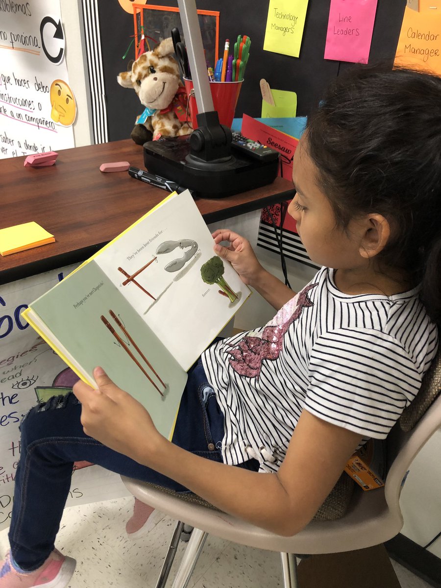 Caught some readers in action #dropeverythingandread #Floydfam  <a href="/FloydElementary/">Floyd Elementary</a>