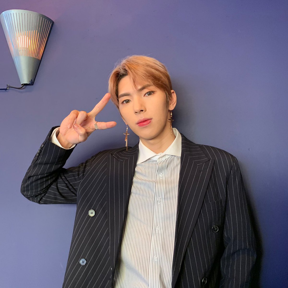 IMFACTofficial's tweet photo. #임팩트 #IMFACT #지안 #제업 #태호 #이상 #웅재 #JIAN #JEUP #TAEHO #LEESANG #UNGJAE #EuropeTour #Amsterdam #Netherlands https://t.co/uGRPCha7Ug
