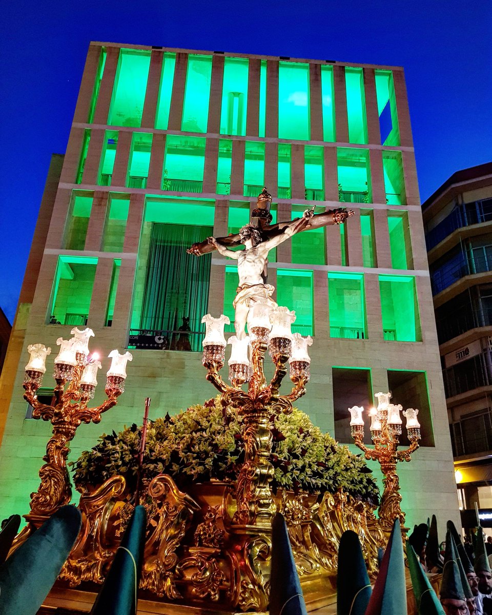 FloristFernando's tweet photo. Cuatro generaciones de @floristeriafernando como camareros del "Santísimo Cristo de la Esperanza" de la @StmoEsperanza #DomingoDeRamos Murcia: https://t.co/XnEjkuzNhv
Francisco Salzillo y Alcaraz (año 1755).
.
#SSantaMurcia #Murcia #SienteLaEsperanza #SemanaSanta https://t.co/pnPMfzKRoV