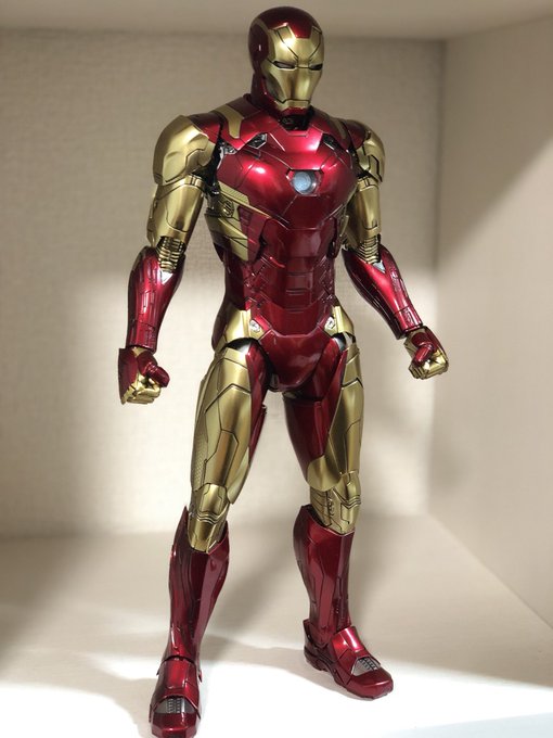 ホットトイズ アイアンマン コンセプトアート版 アベンジャーズ