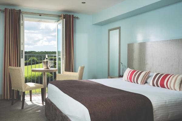 County Arms tweet media