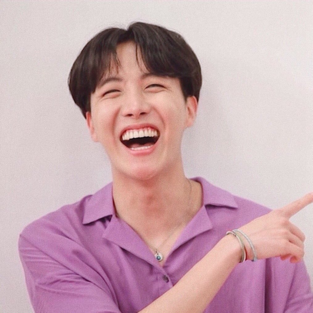 serendipitaejin's tweet photo. RT IF YOU'RE AN OT7 STAN AND COMMENT 'I LOVE HOSEOK💜' @BTS_twt https://t.co/TKCXKGCKpW
