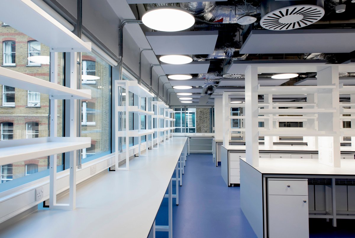 This year we turn 120 😀🎂🎉

From leading the first randomised control trial to linking smoking with lung cancer, #innovation is central to our mission of improving #globalhealth.

Take a look at our timeline for more highlights 👉 bit.ly/2D8BIhN #LSHTM120