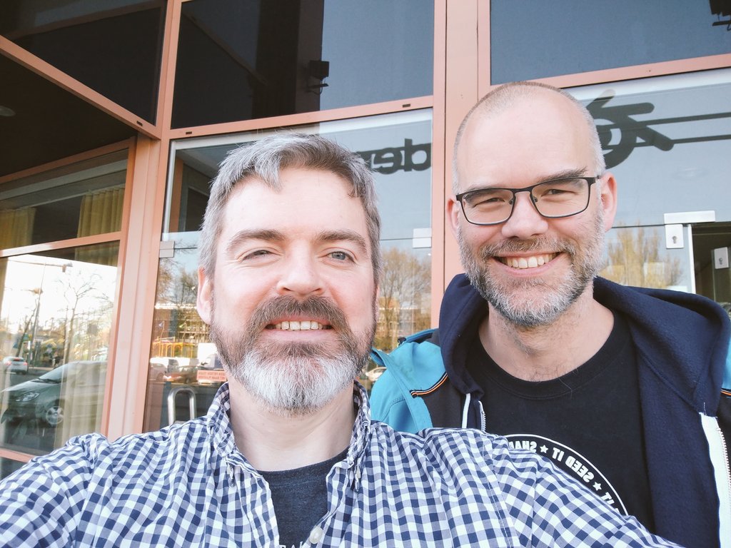 Paul Barrett (@barrett_paul) on Twitter photo Got a chance to visit the Blender Institute on a trip to the Netherlands! <a href="/tonroosendaal/">Ton Roosendaal (inactive)🔸</a> was a true gent and gave me a guided studio tour. Great to meet a few Blender folk in person. <a href="/sastuvel/">Sybren A. Stüvel 🔶 🐈⬛ (sybren@fosstodon.org)</a> was also on hand as expert photographer. 😁 Many thanks - really appreciated it! #b3d Got a chance to visit the Blender Institute on a trip to the Netherlands! <a href="/tonroosendaal/">Ton Roosendaal (inactive)🔸</a> was a true gent and gave me a guided studio tour. Great to meet a few Blender folk in person. <a href="/sastuvel/">Sybren A. Stüvel 🔶 🐈⬛ (sybren@fosstodon.org)</a> was also on hand as expert photographer. 😁 Many thanks - really appreciated it! #b3d