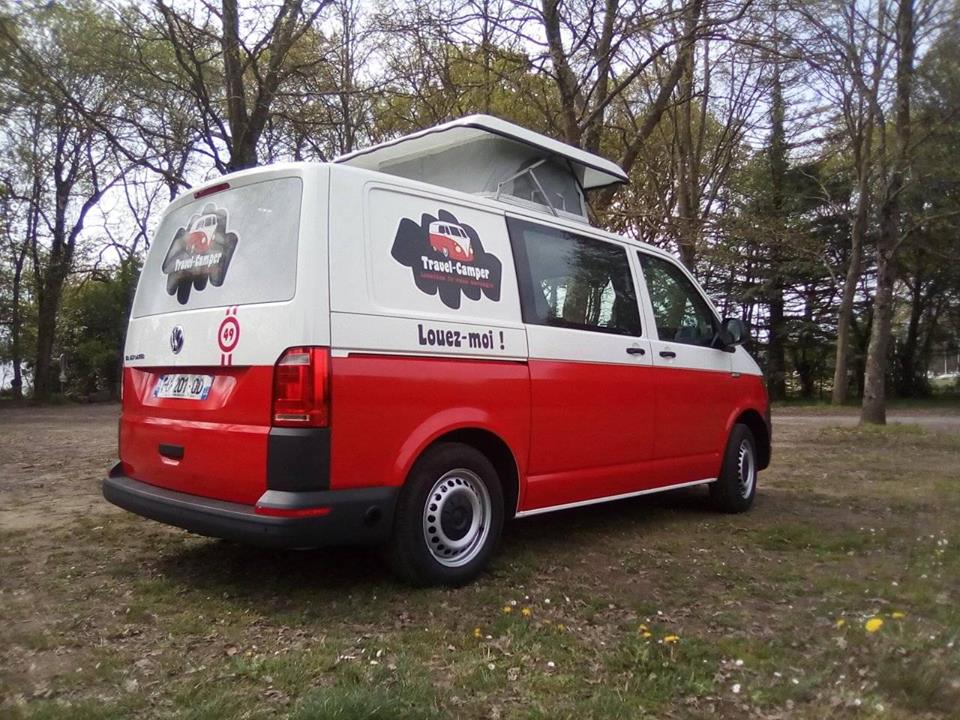 TravelCamper44's tweet photo. Cette année notre van classic monte en gamme mais pas en prix 😉. Nous avons ajouté un toit champignon, une douchette extérieure et surtout, il est homologué 5 places en conduite...

#vanlife #travelcamper #locationvanaménagé #vanlifer #wild #intothewild #mountain #travel https://t.co/j2WSiMiWhr