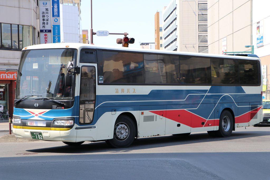 くらじん On Twitter 2019 04 14 旭川で見たバスたち その こちらも高速車ですが留萌線からピックアップ 前回この交差点では沿岸 バスを見た覚えがないのですが 駅前のバスタッチができてルートが変わったのでしょうかね 旭川200か978 旭川230あ102 旭川230あ103