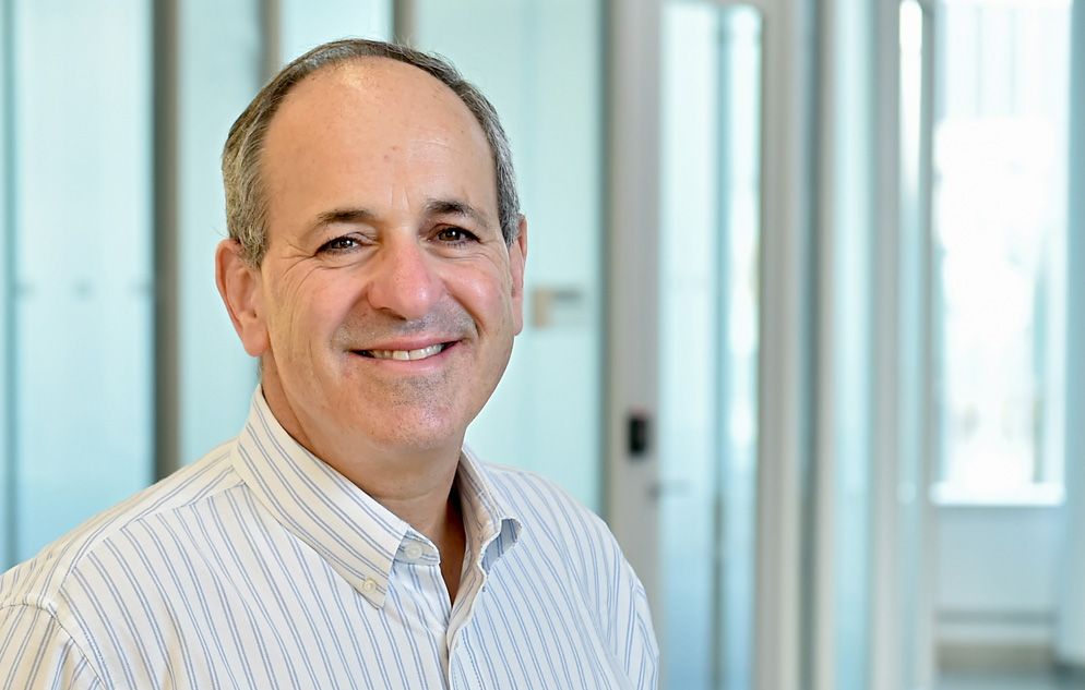 asrc_gc's tweet photo. Meet Prof. Peter Groffman, member of #EnvironmentalSciences @ASRC_GC & #IlluminationSpace volunteer of the day. Groffman’s research focuses on terrestrial biogeochemistry with a focus on nitrogen dynamics. Learn more about his work here: https://t.co/RN9ETIlwga https://t.co/bBRLge2yMg