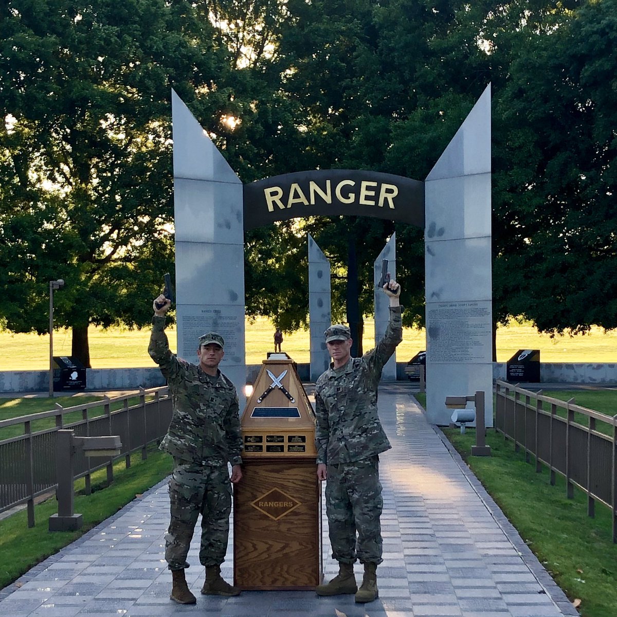TheRakkasans's tweet photo. Your 2019 Best Rangers! ⛩🦅 https://t.co/McCyO7WsFu