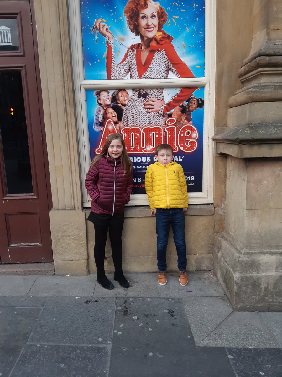 Had amazing time going to newcastle to see Annie. Brooke and Derek had a ball. <a href="/MorayPrimary3S/">Miss Steedman</a> @MrsBellatMoray.