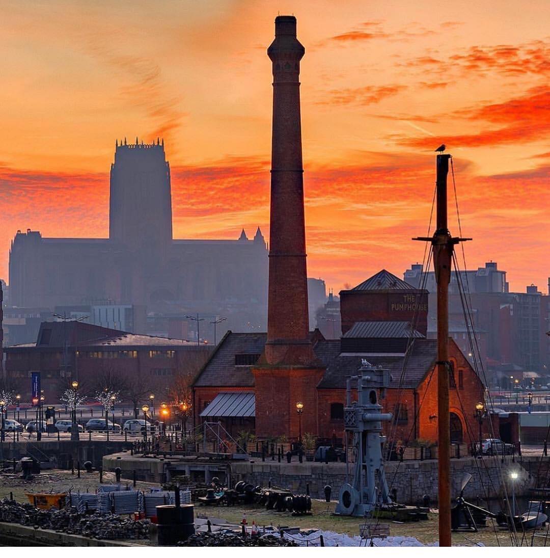 Liverpool looking 🔥 in this one ❤️