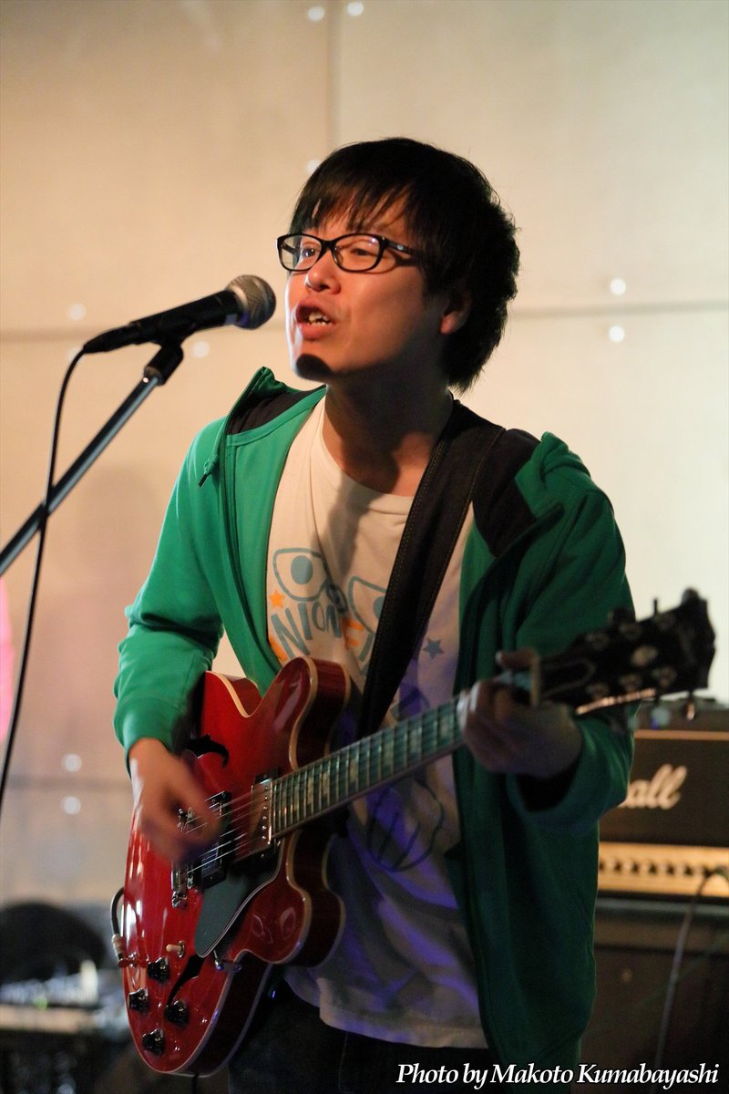 makkocchan_919's tweet photo. 【2019/3/24 UNION FIELD 6th Anniversary LIVE『HOME6』よりqueueb@ EDiT 】(1/3)
この日僕が撮影した中で一番悪条件だったのが意外にもこのqueuebでした。前のステージの由佳さんの時の半分の明るさの照明。スタッフに確認したらアーティスト側の意向(笑)
#HOME6
#queueb
#まこっちゃんs_photo https://t.co/2dduNfx7hW
