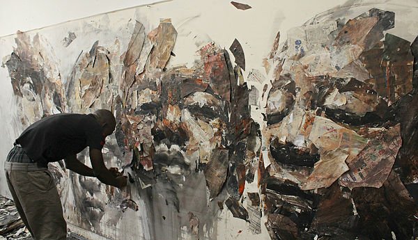 basa_news's tweet photo. We at @basa_news are deeply saddened by the passing of South African based Ugandan Artist @BenonLutaaya. Our deepest condolences goes out to his family and friends. Benon Lutaaya was a past recipient of the - BASA Creative grant -2015. 

#RIP
#ArtLivesForever
#BASALegacy https://t.co/73jnFfKhdN