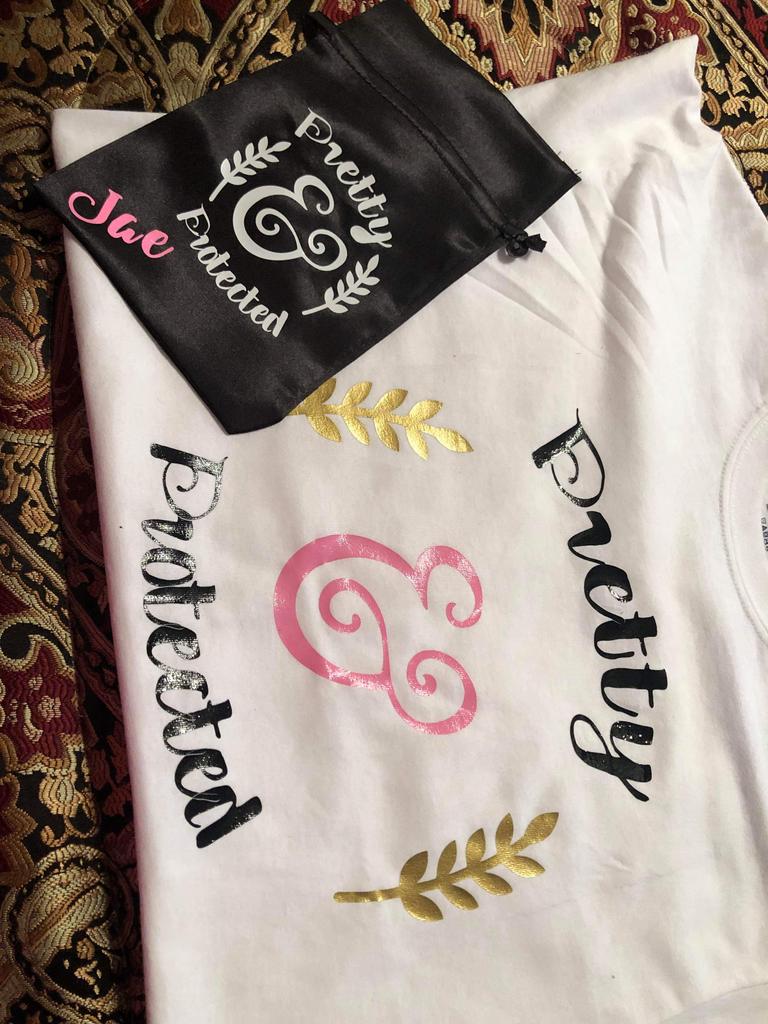 Queenn_Quann's tweet photo. Pretty Things For Pretty Girls ! 🥰💕 
Go Shop Now🛍 ! https://t.co/ry4DTV1yZJ 

#ProtectYourPretty 
#229Day  #AsuTwitter #Asu19 #Asu20 #Asu21 #Asu22 #Vsu #csu #auc #cau #GSU #freaknik #blacktwitter https://t.co/8vh99lT7e1 https://t.co/5UNqmNWBwZ