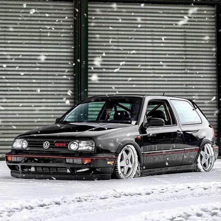 ClubVWGolf's tweet photo. Today... Winter is coming 🐺
#mk3gti #mk3 #vr6 #gtimk3 #golfmk3 #golfvr6 #vr6syncro #golf20th #vwespaña #clubvwgolf #clubvwgolfespaña #vwgolf #vw #gti #golfR #lovemygolf #lovemycar #volkswagen @clubvwgolf @vw_es https://t.co/cvSCZbIDt7 https://t.co/tO1Y1tPHc7