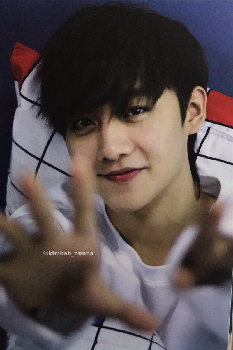 kimbabnunna's tweet photo. (PHOTO SCAN ) 
MARK SIWAT 2019 SEASSON GREETING from @withmarkz 

Because this world,need to know how beautiful this boy is 🖤🖤🖤🖤🖤 

#marksiwat
#siwatjumlongkul
#memory19thofmark
#bewithyousiwat
#siwatheart
#หัวใจศิวัช
#ศิวัช https://t.co/LjBN03F5my