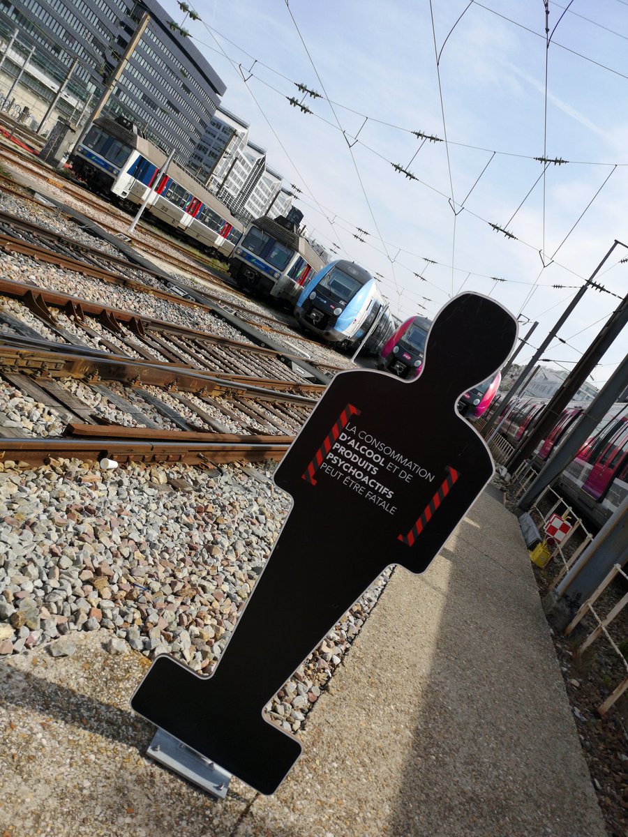 frdbat's tweet photo. ⛔🚫⛔🚫⛔🚭🚱....🔞..heu non pas celui là 😁 https://t.co/AfrDr7Y12k