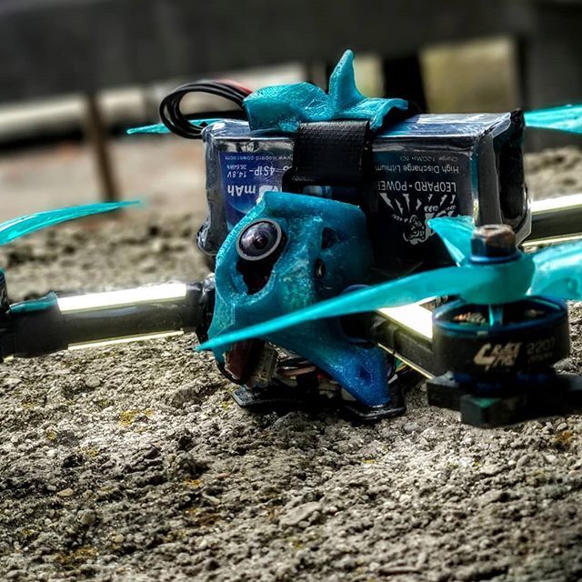 GregUndercover's tweet photo. Tempest V2 in the concrete jungle 🚀🚀 @djiglobal @euroflytec @stockrc @desdeelairerc @sdt.store @sectordron @tecnicol 
#sdt #spaindroneteam  #sectordron #darc #rcprostyle #euroflytec #tecnicol #dji #stockrc #desdeelairerc

#drones #fpv #fpvracing #fpv… https://t.co/vndA0q5ij9 https://t.co/FM7VDEuL6w