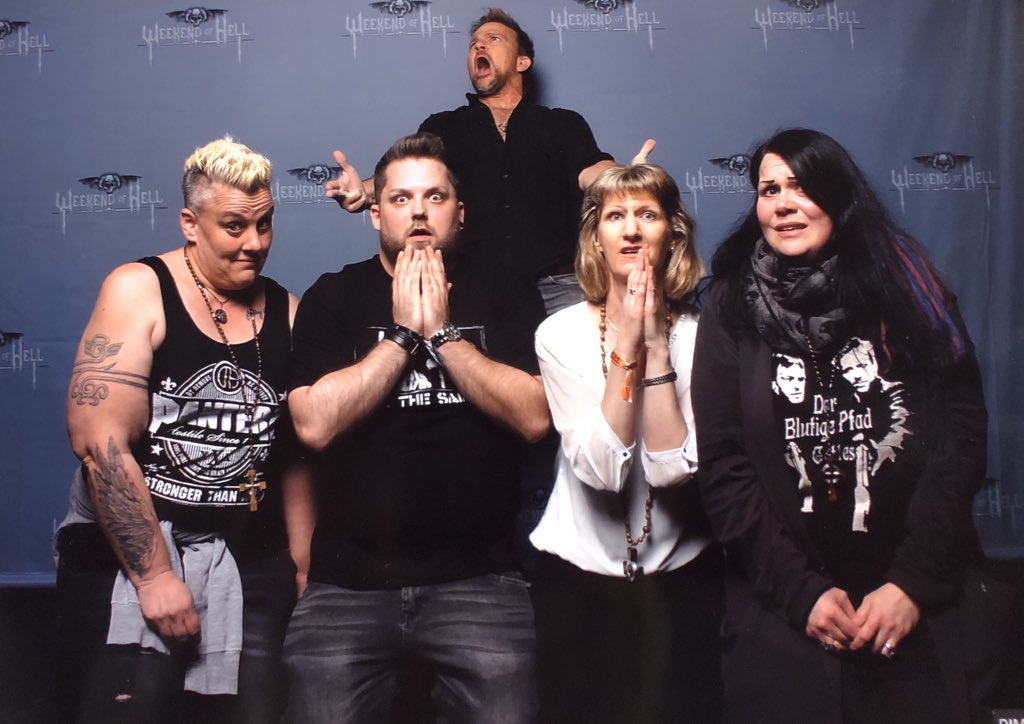 Number 3 of #TeamChaos 🔫
Love y’all and the memory of doing this will be forever in my heart ❤️ “Shoot us!” 
#schießen 
<a href="/cinderellaTWD/">Meet_me_in_Berlin✌</a> <a href="/LucFerkel/">Luc von Ferkel 🜃</a> #Robin
<a href="/seanflanery/">Sean Patrick Flanery</a>  #epic #fun #seanpatrickflanery #weekendofhell 
instagram.com/p/BwRp4TZBrpk/