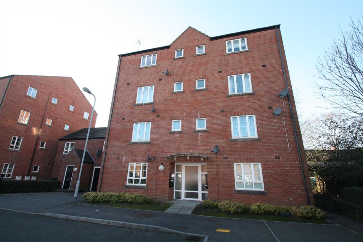 LlanishenDar's tweet photo. Your first move will be easy with this modern two bedroom apartment in Llanishen https://t.co/yhhWBjnViH https://t.co/RFbyNQxfsu