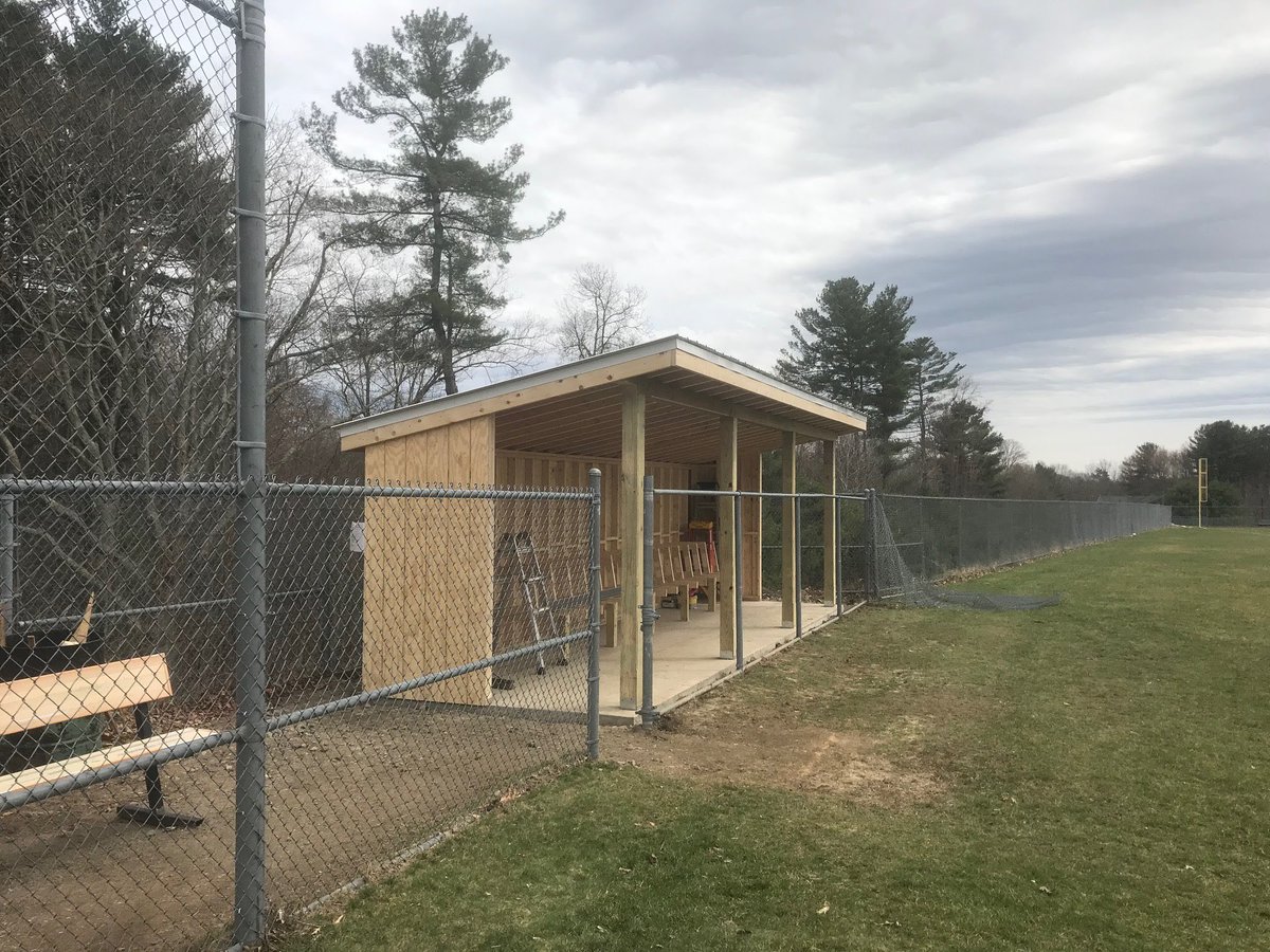 BtownHS142's tweet photo. Thanks to the Belchertown Little League for their time, talent, and treasure in providing us with a field of dreams!  #BtownBaseball #OrioleDads https://t.co/9RiZB9ukt9