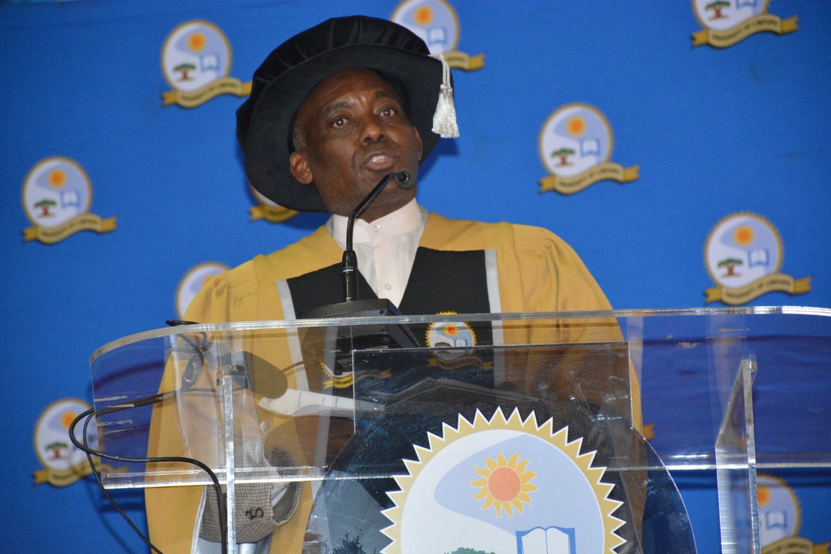 ULvarsity's tweet photo. “If you sacrifice nothing, you achieve nothing, you become nothing. It is not just about how hard you work, but how hard you think. When you think that you are resting, that is when you are rusting. ”- Dr MA Mdhluli #ULAutumnGrad2019 #ProudlyULGrad https://t.co/BlyjtJDbgK