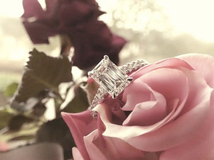 Behind the scenes of this bespoke beaut 😍 <a href="/HeulwenLewis/">Sarah Heulwen Lewis 💍✨💎</a> #yesplease #cad #bespoke #3Dprinting