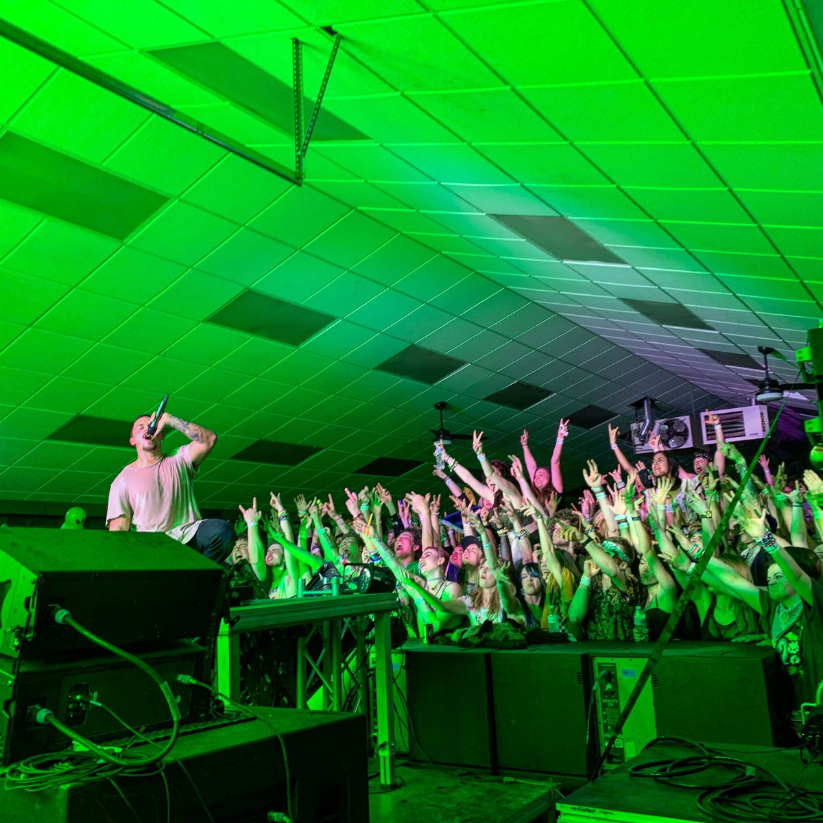 bipolarroller87's tweet photo. Thanks for the amazing show @KaiWachiMusic 
Bozeman ❤️‘s You!!!
#edm #dubstep #moonlightproductions #montana https://t.co/Cc2vIZLM8i