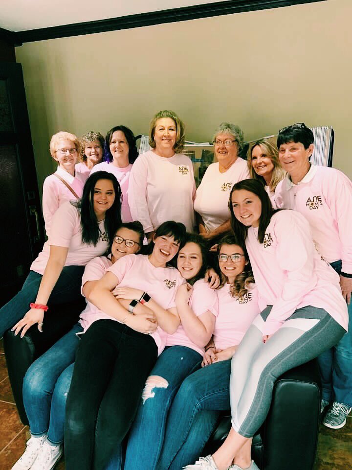 okstate_aoe's tweet photo. We’re so thankful to the women who raised us! This weekend we celebrated the women in our life who made us who we are today! Mom’s Day was a blast, thanks Sam Davis for working hard to make it great! https://t.co/TpTAbMnLel