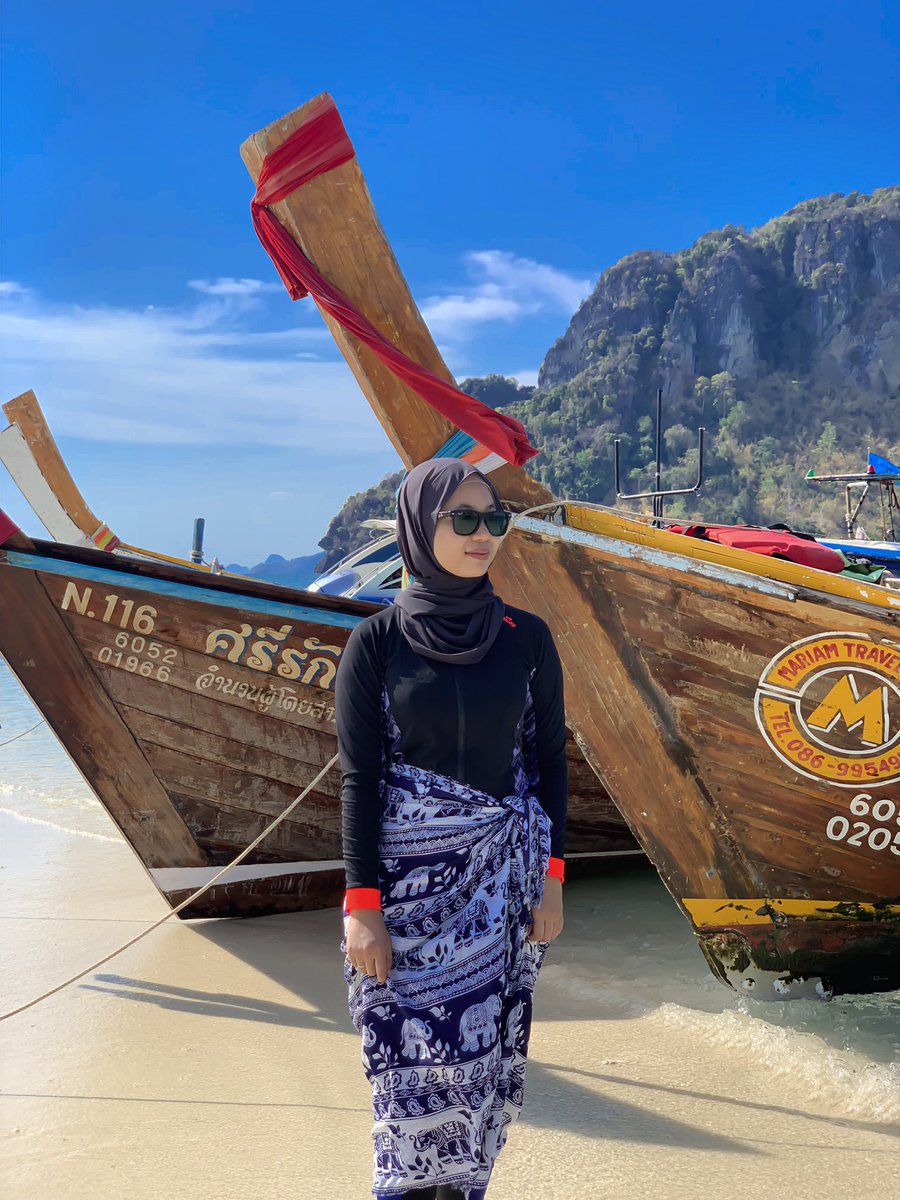 norathirahros's tweet photo. The best trip goes to this bunch 🌻 #Krabi #7islands #FamBeliJiwa https://t.co/QtKQKTiAwM