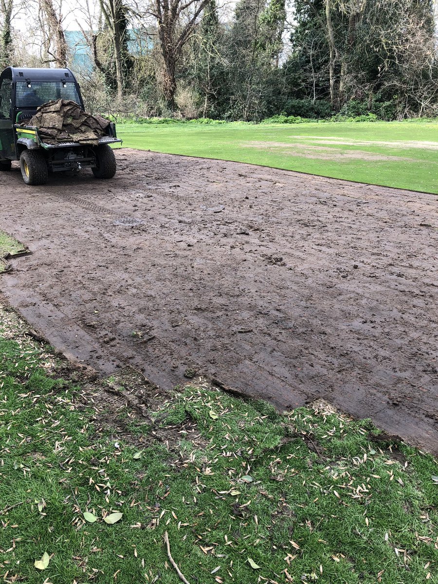 greenkeeper00's tweet photo. From left to right in a few weeks repairs going well https://t.co/uAFHnuF9K3