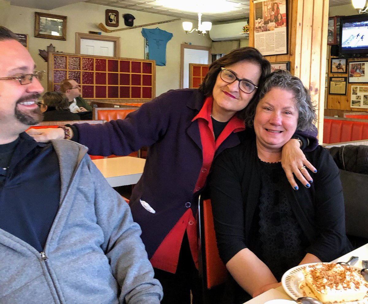 PenLou's tweet photo. With a local celebrity - Yalla of Louis Pizza.
#thanks for the #goodluck coconut cream pie for our team! Penny https://t.co/HSt7Fp6Mbh