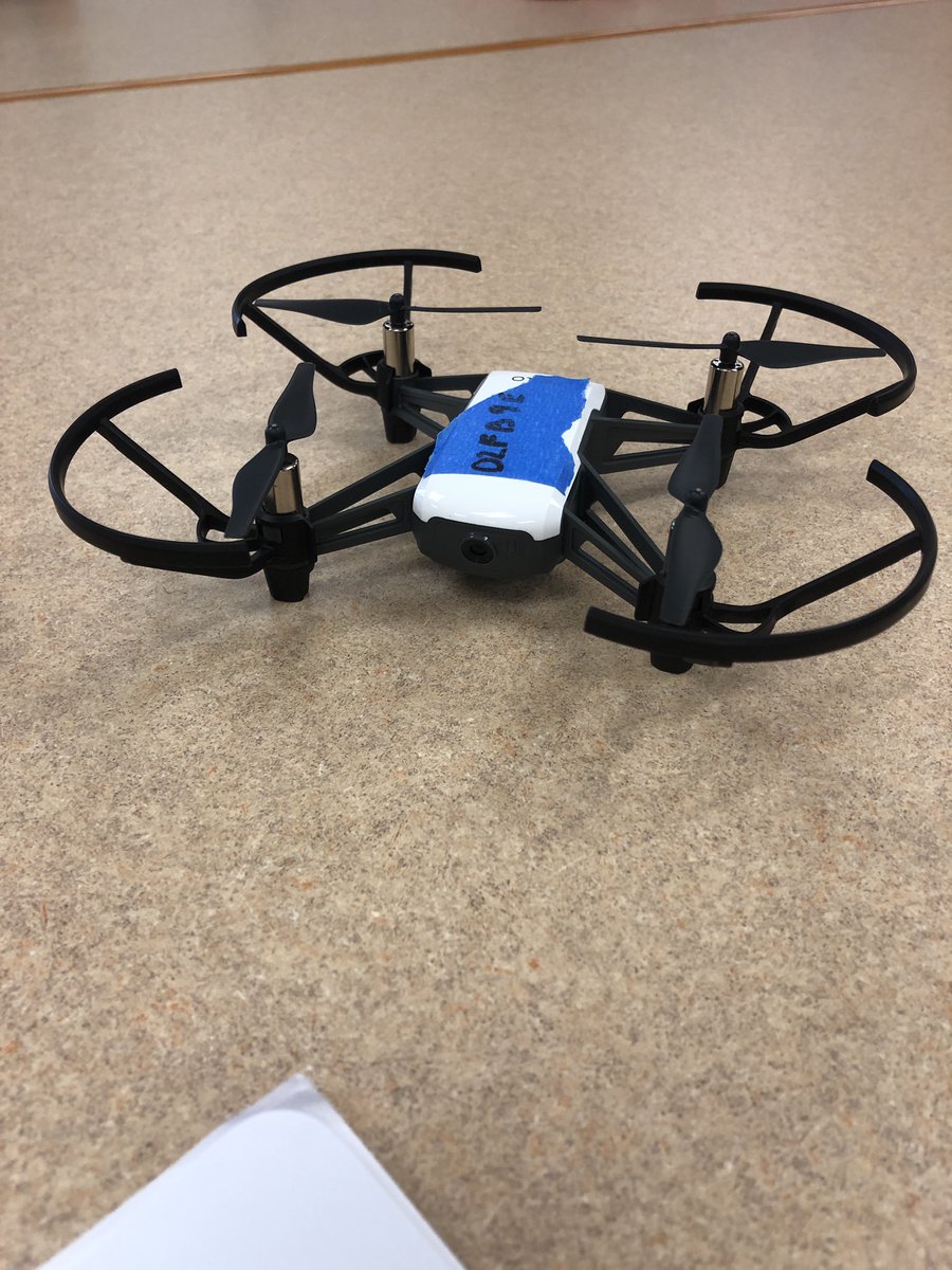 NikkiJ1804's tweet photo. Coding with drones @haverstrawelem @NR_STEM @ed_maltbie @KFelicello https://t.co/X1DLXxLklj