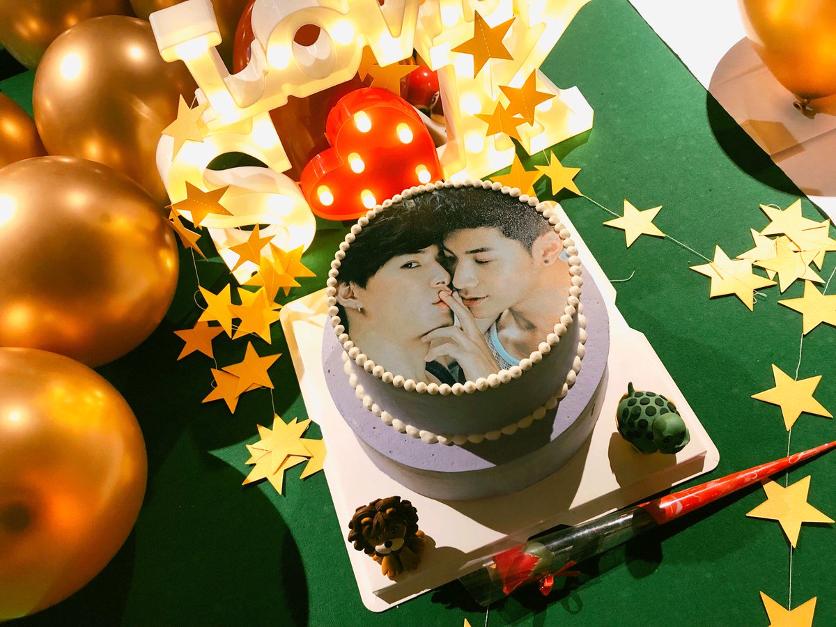 baibai_da's tweet photo. only SK❤️
love you guys🌹
Peraya party

#KristSingto https://t.co/Cv94CL4frf