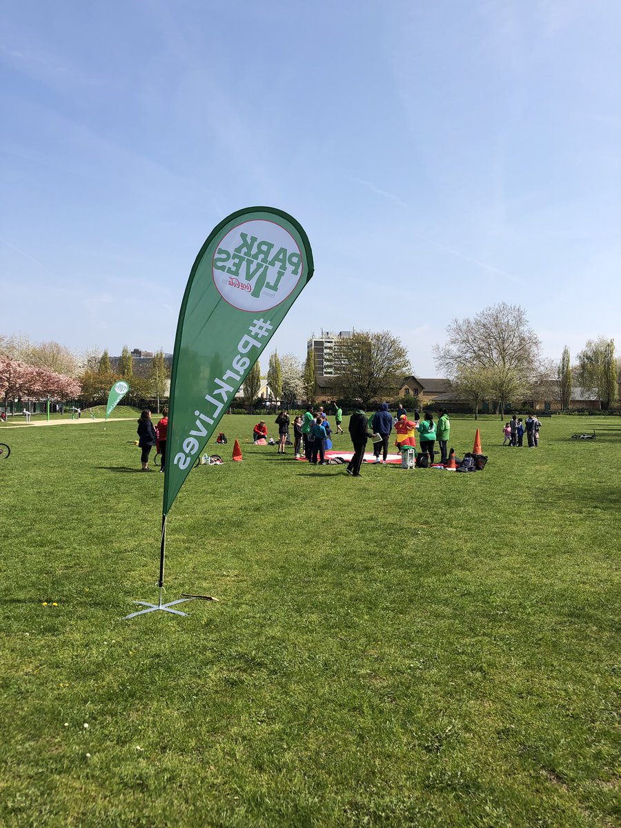aNCommunity1's tweet photo. We’ve been at Kier Hardie park talking to local families about what they want in the area. 🌲👨👩👧👦
If you live in @NewhamLondon we want to hear from you, so get in touch today! 🗣 📞📧
#StaysctiveNewham #YourNewham #Tellusyourthoughts #NewhamCommunity https://t.co/r8mJx4Avna