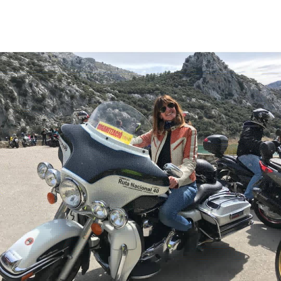 tonapou's tweet photo. He de bravejar! :D 
#SenyorasQueVanDePaqueteEnPedàshosDeHarleys #FaltenFotosDeLaTornadaAmbLaHarleyDeNaLaura #RafelILauraFTW #HarleyRocks #Motoraco #Maletotes #AMíNoMagradenLesHarleyDiuEll #NewYorkNewYork #Indomables
Gràcies! https://t.co/DUdQmc5ZLt