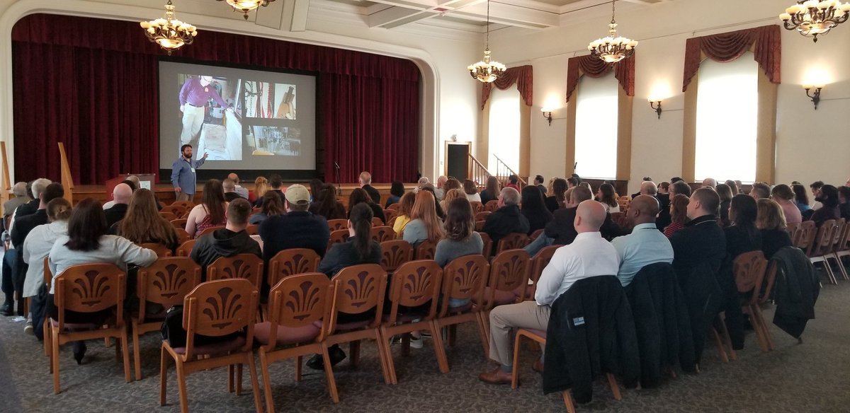 UnsolvedMag's tweet photo. UNSOLVED MAGAZINE at The American Investigative Society of Cold Cases (AISOCC) conference in Albany, NY. #unsolvedmagazine #AISOCC https://t.co/5pw0ao0ucd